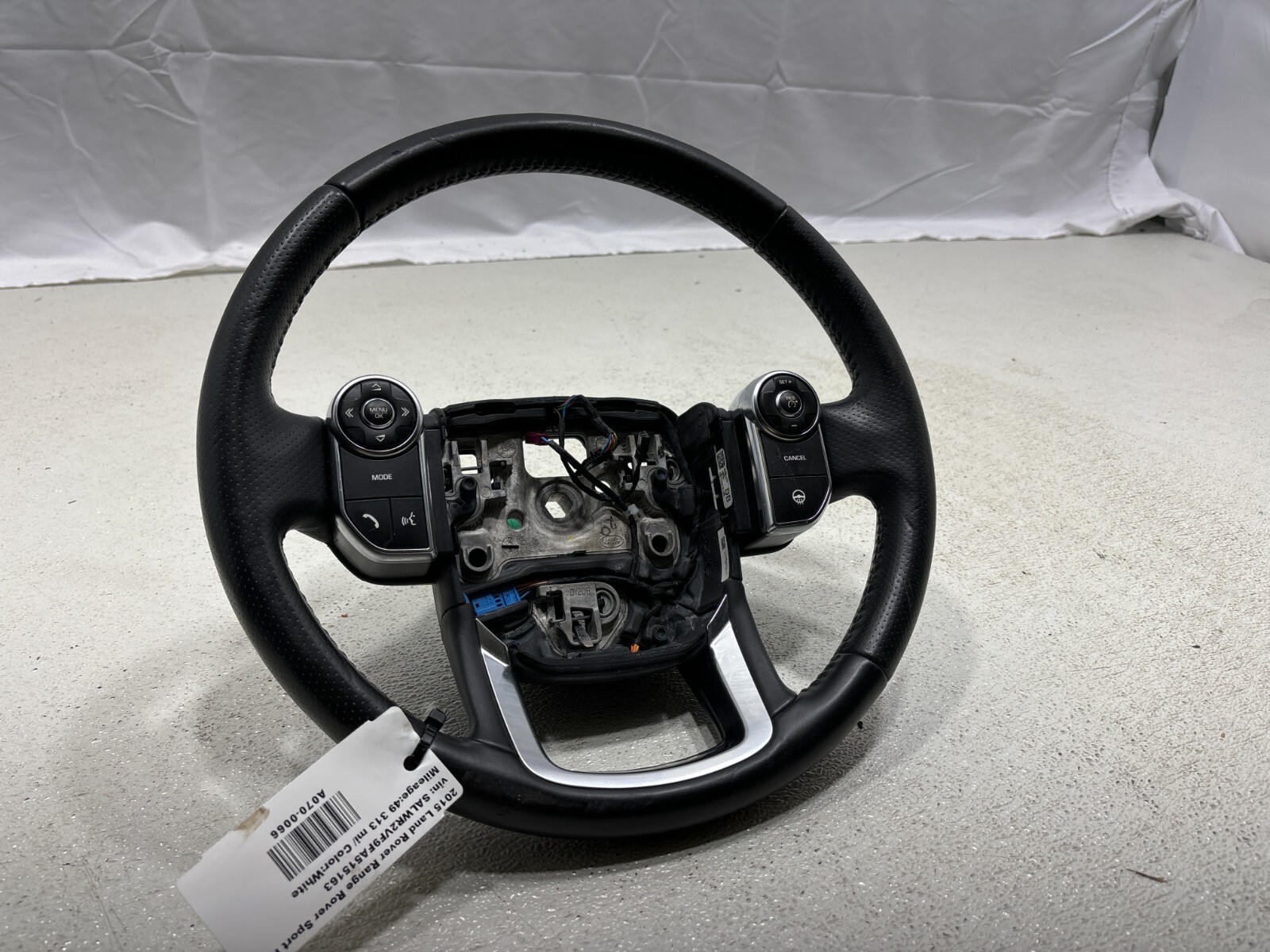 2014 - 2017 Land Rover Range Rover Sports Multifunction Steering Wheel Black OEM