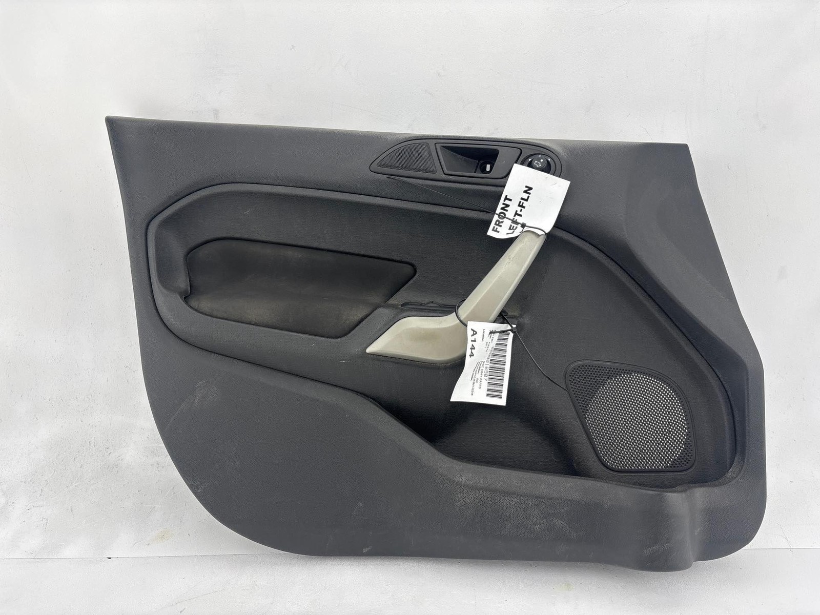 2011 - 2013 Ford Fiesta Front Left Driver Side Interior Door Panel Trim Oem