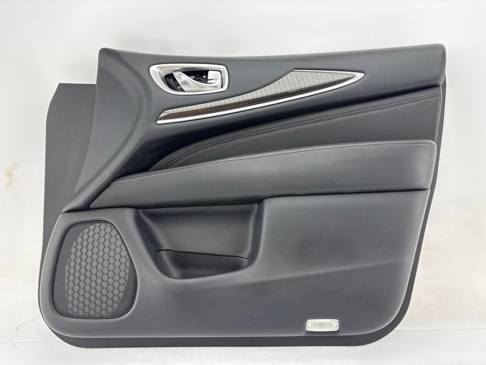2018-2020 Infiniti Qx60 Front Right Passenger Side Interior Door Panel Trim Oem