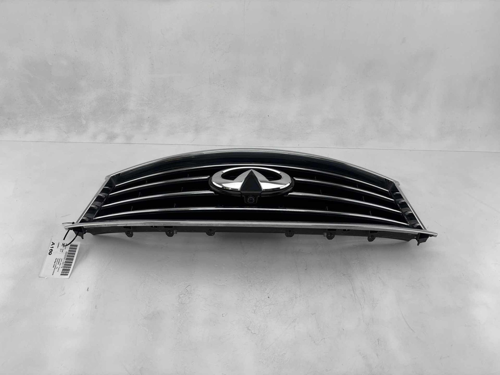2013-2015 Infiniti Qx60 Jx35 Front Bumper Upper Grille W/ Camera Oem