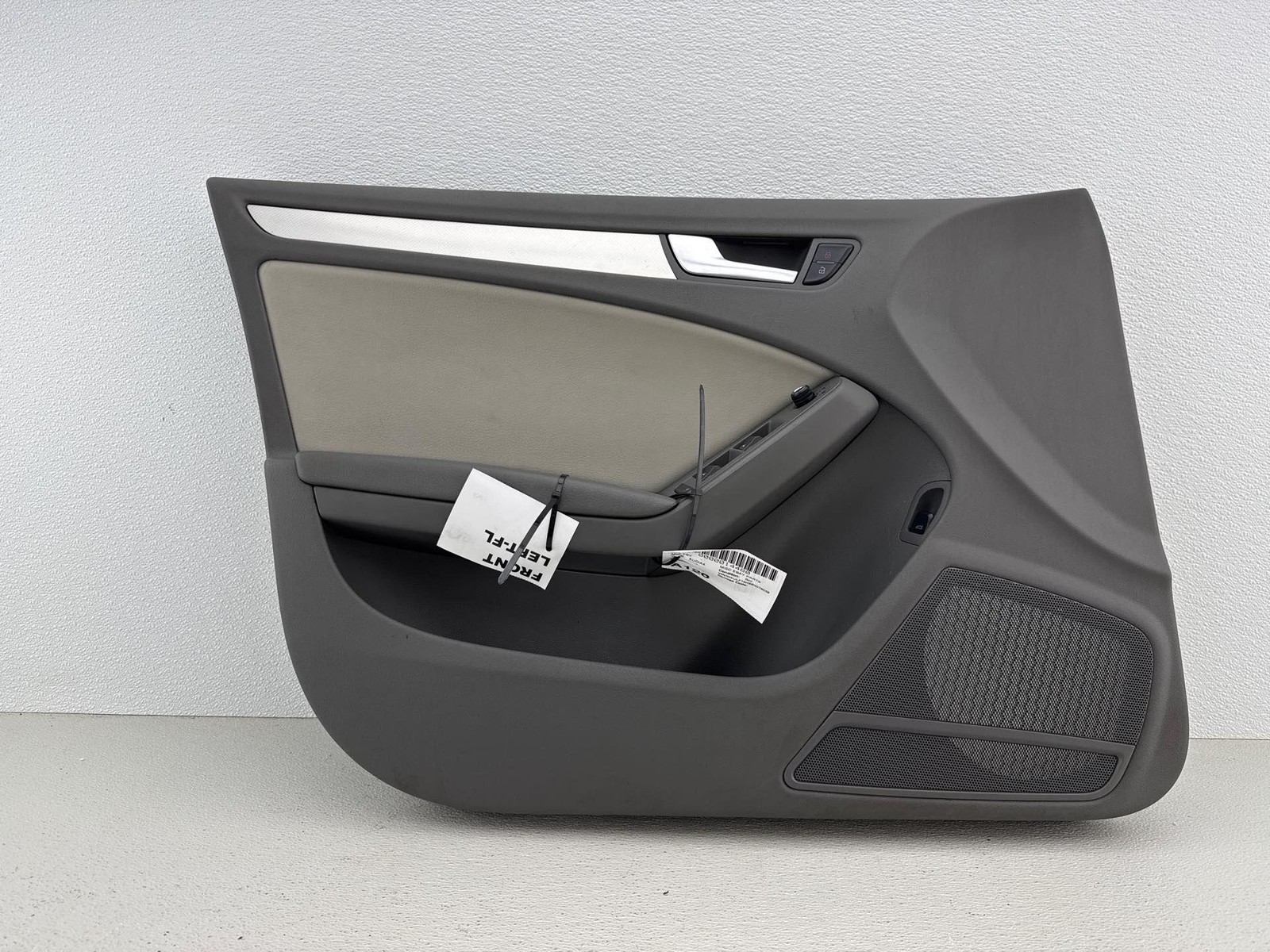 2009 - 2012 Audi A4 Quattro Front Left Driver Side Interior Door Panel Oem