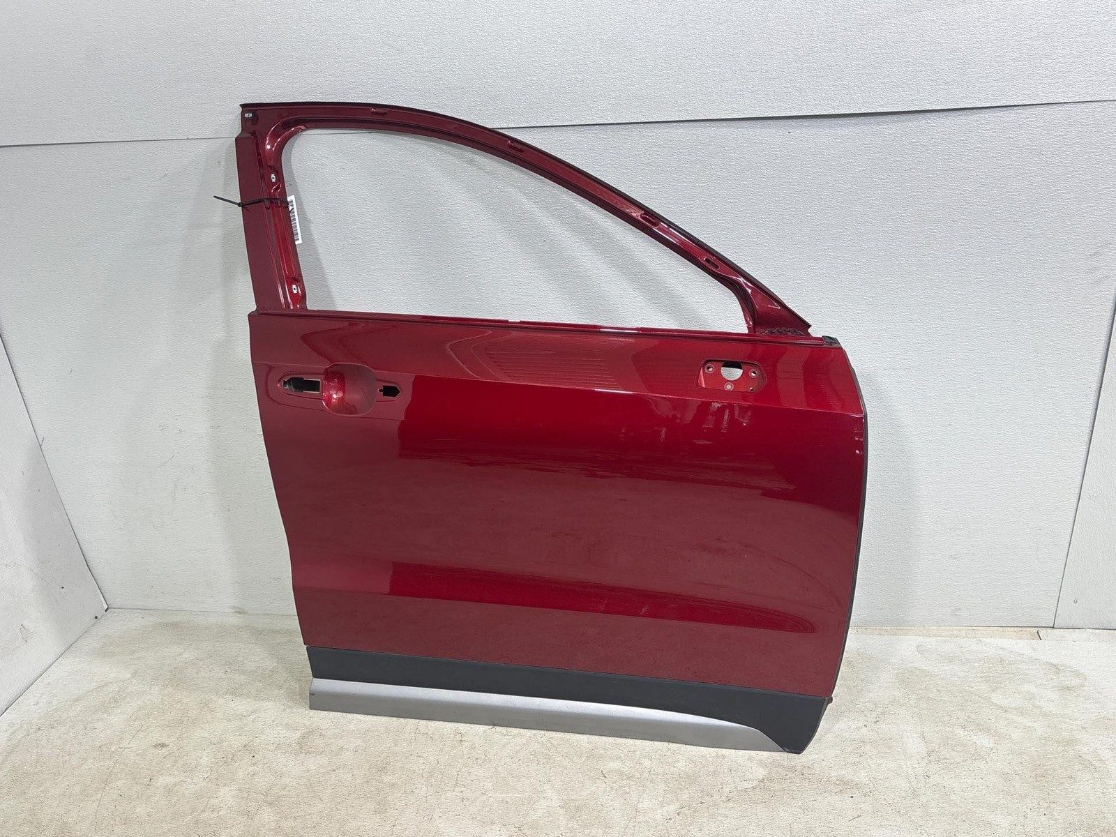 2019-2024 Cadillac Xt4 Front Right Door Shell Panel Oem