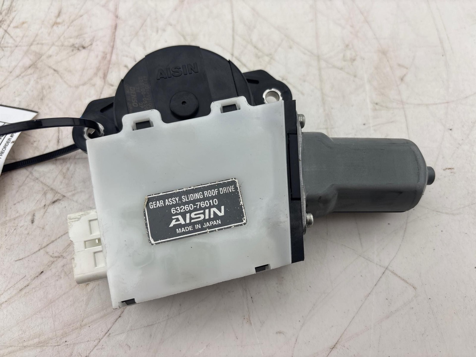 2011 - 2012 Lexus CT200H Sun Roof Moonroof Glass Motor OEM