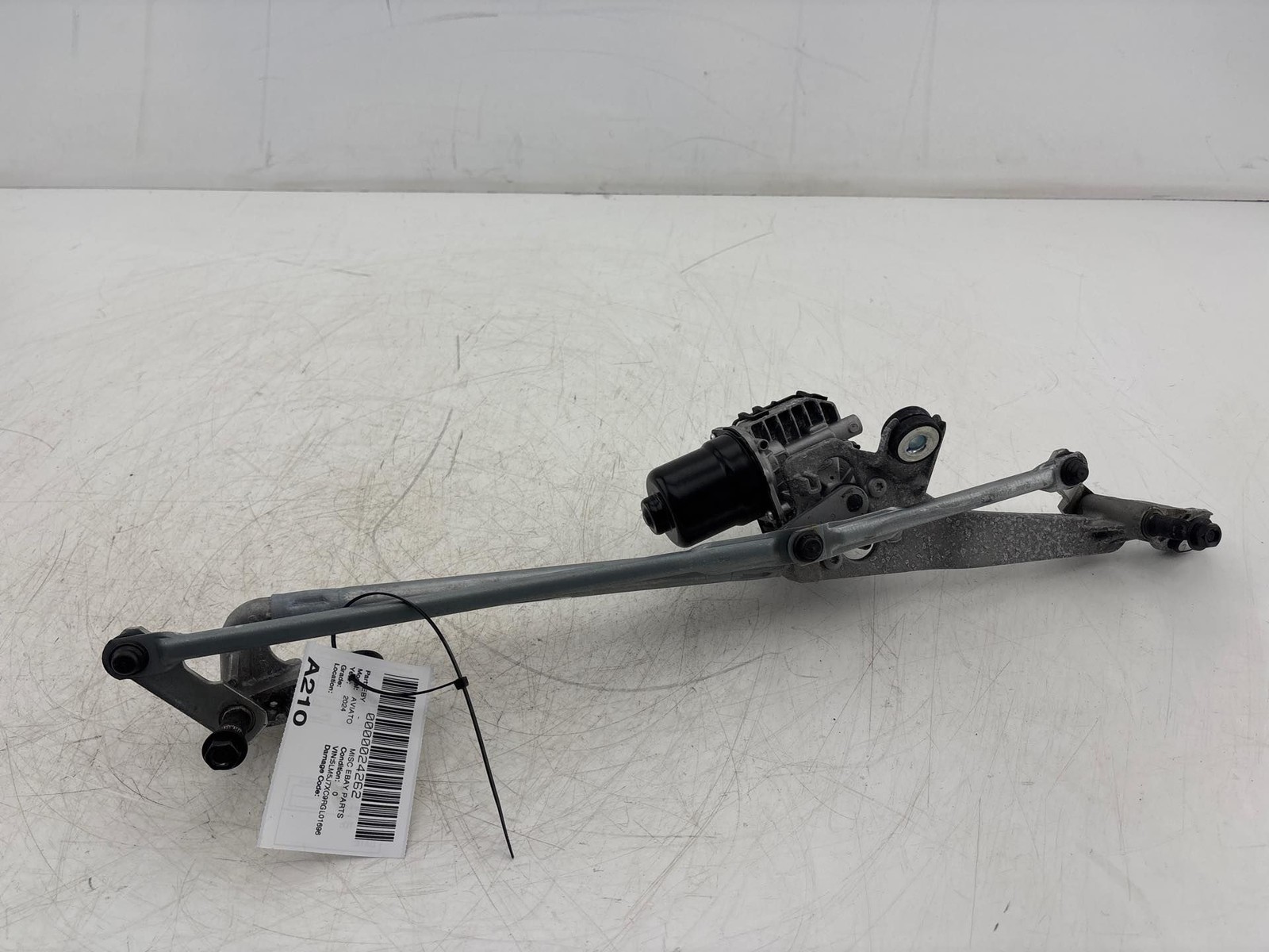 2020-2024 Lincoln Aviator Windshield Wiper Linkage & Motor OEM