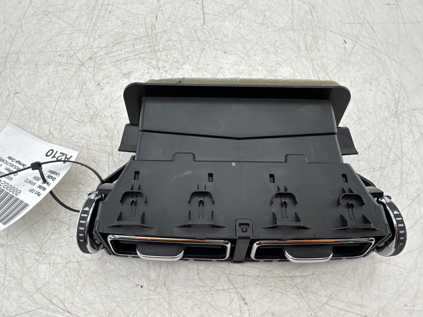 2020-2024 Lincoln Aviator Rear Back Center Console A/C Air Vent OEM