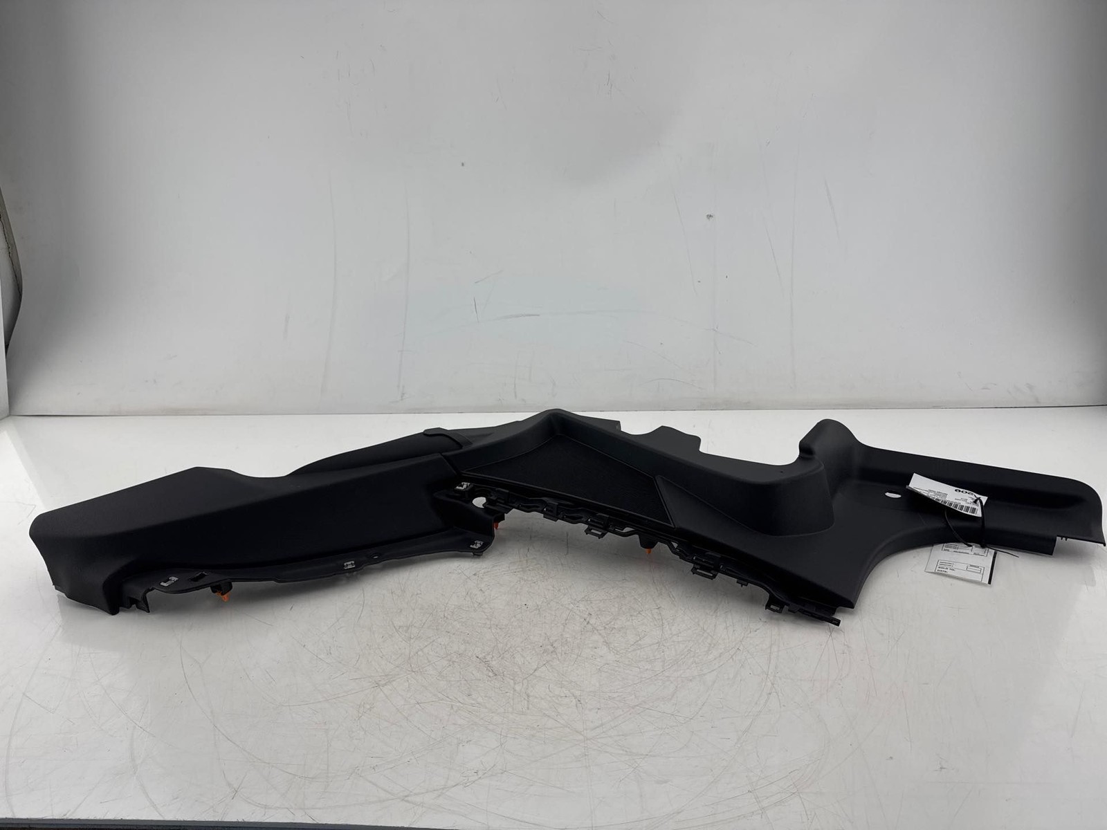 2010-2013 Mercedes E350 W207 Rear Right Side C Pillar Lower Trim Cover Panel OEM