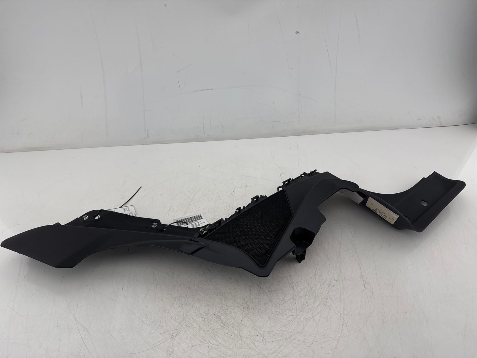 2010-2013 Mercedes E350 W207 Rear Left Side C Pillar Lower Trim Cover Panel OEM