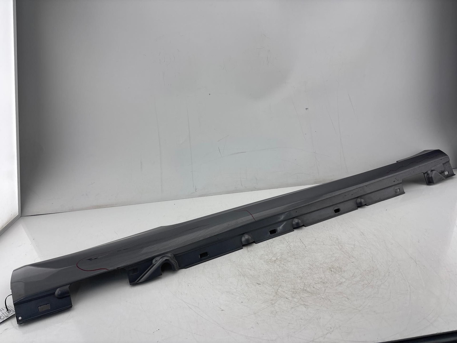 2010-2017 Mercedes E350 W207 Right Side Rocker Molding Cover Panel OEM
