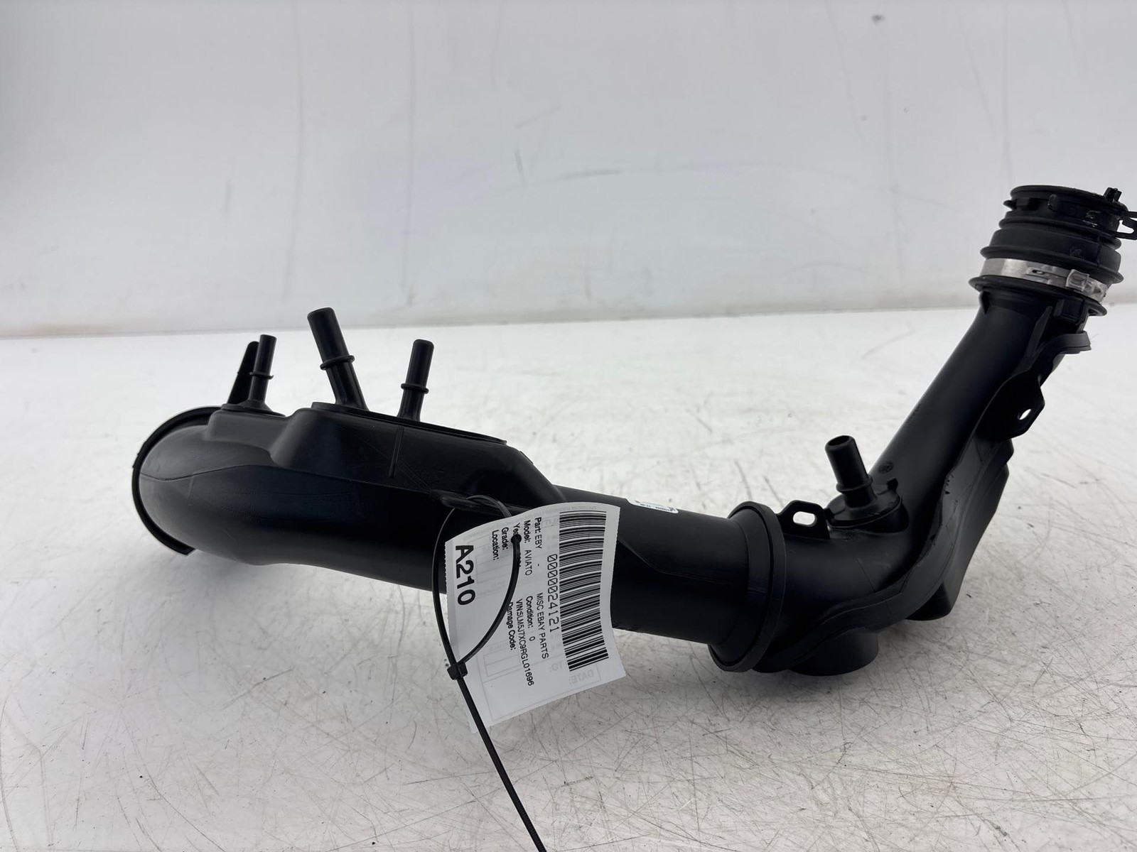 2020-2024 Lincoln Aviator 3.0L Air Cleaner Outlet Duct OEM