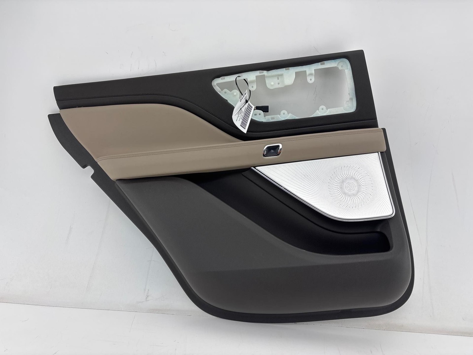 2020-2025 Lincoln Aviator Rear Left Door Panel Trim Cover OEM