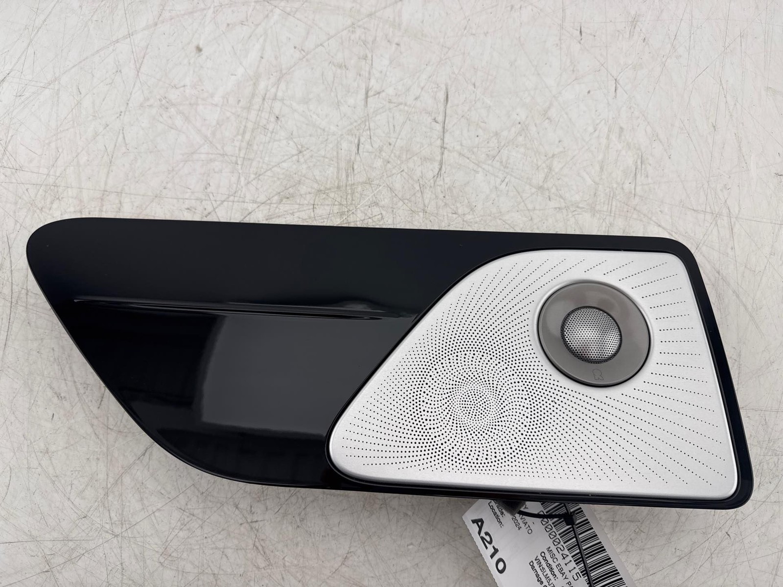 2020-2025 Lincoln Aviator Rear Left Door Audio Speaker w/ Cover OEM
