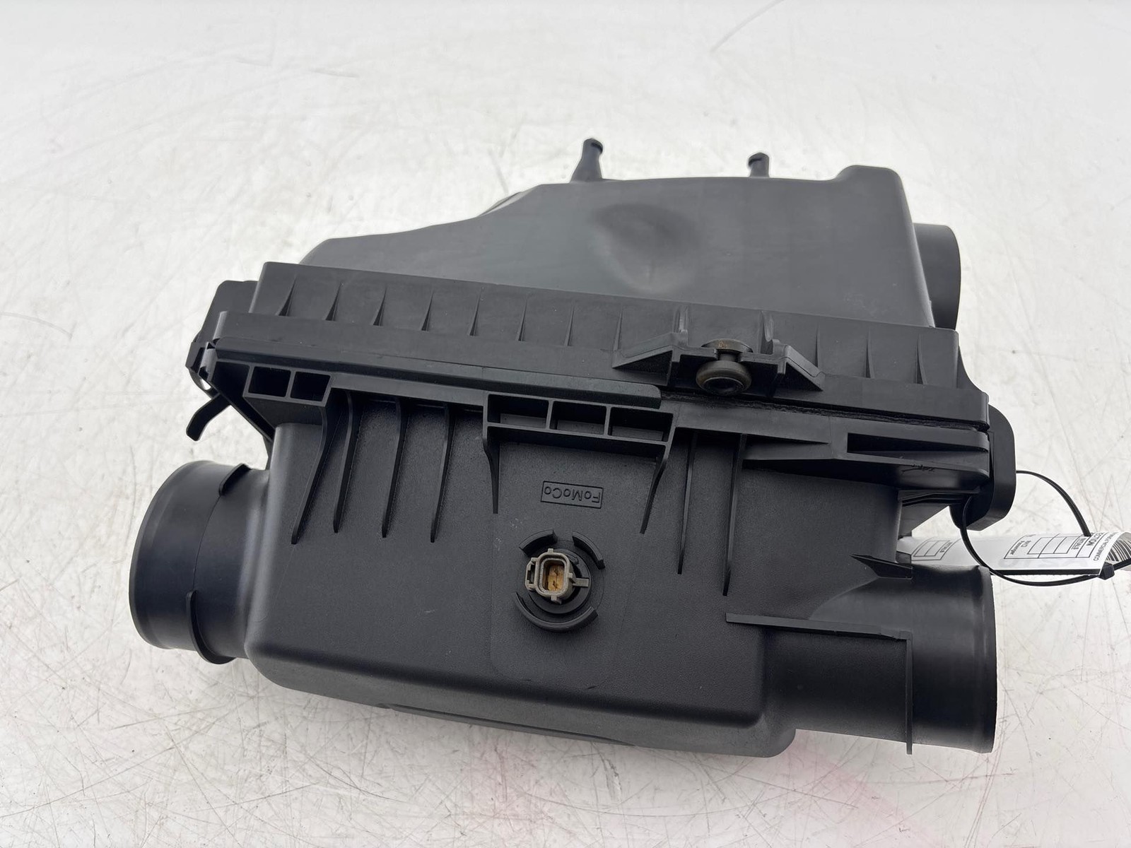 2020-2024 Lincoln Aviator Air Intake Cleaner Box OEM