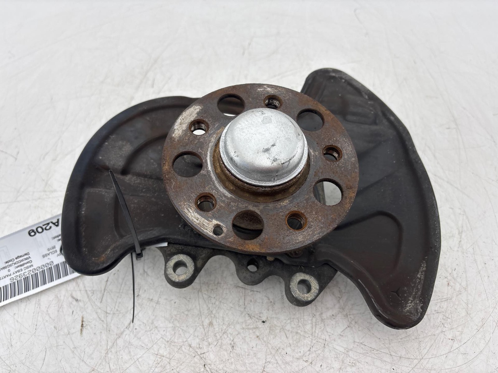 08-17 Mercedes W207 E350 W204 C350 C250 Front Right Side Spindle Knuckle Hub OEM