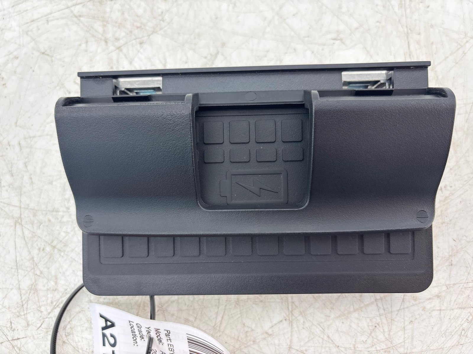 2020-2024 Lincoln Aviator Wireless Charging Module Unit OEM LC5T-19J235-AF