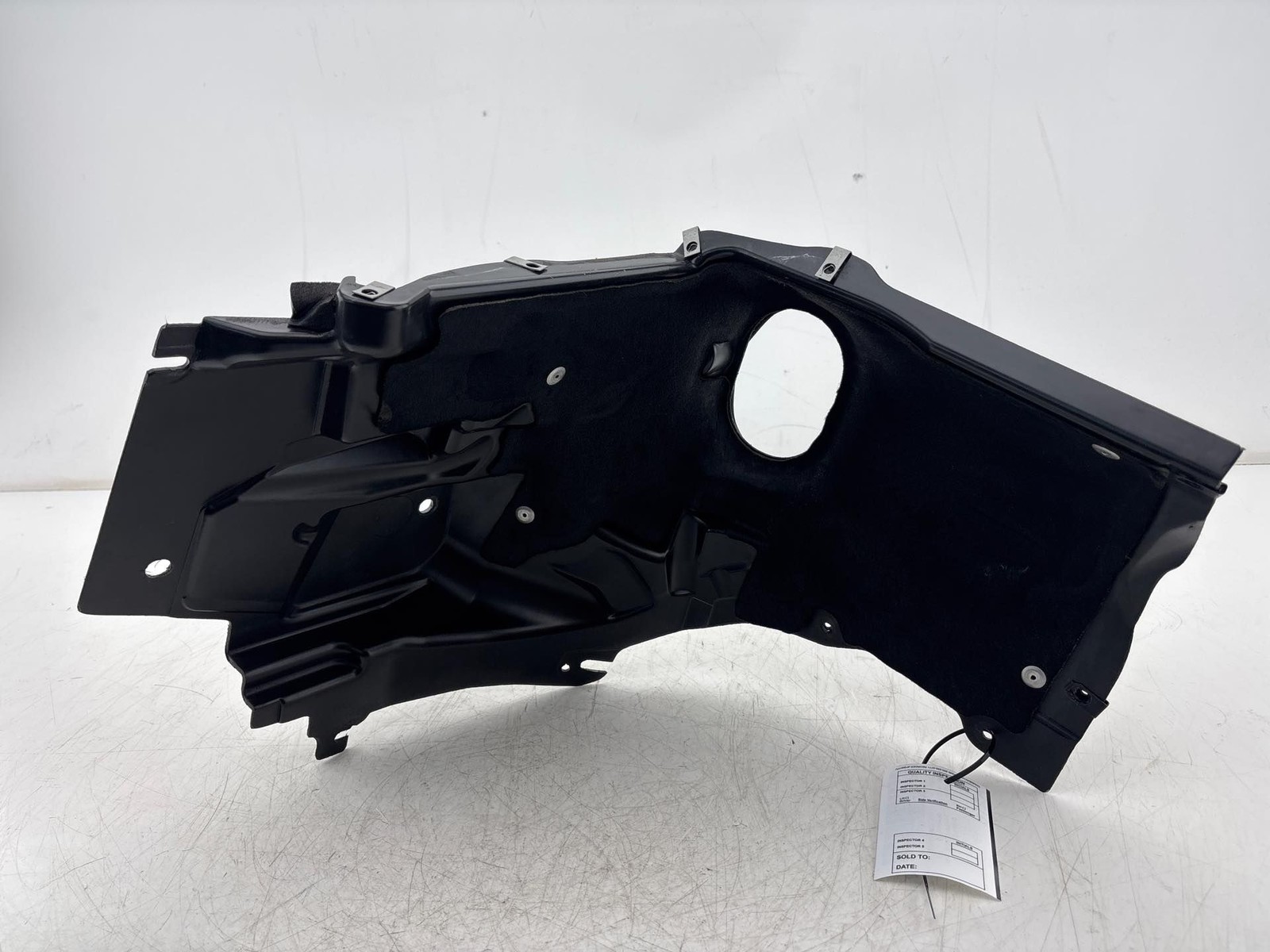 2020-2024 Lincoln Aviator Front Right Fender Liner Splash Guard OEM