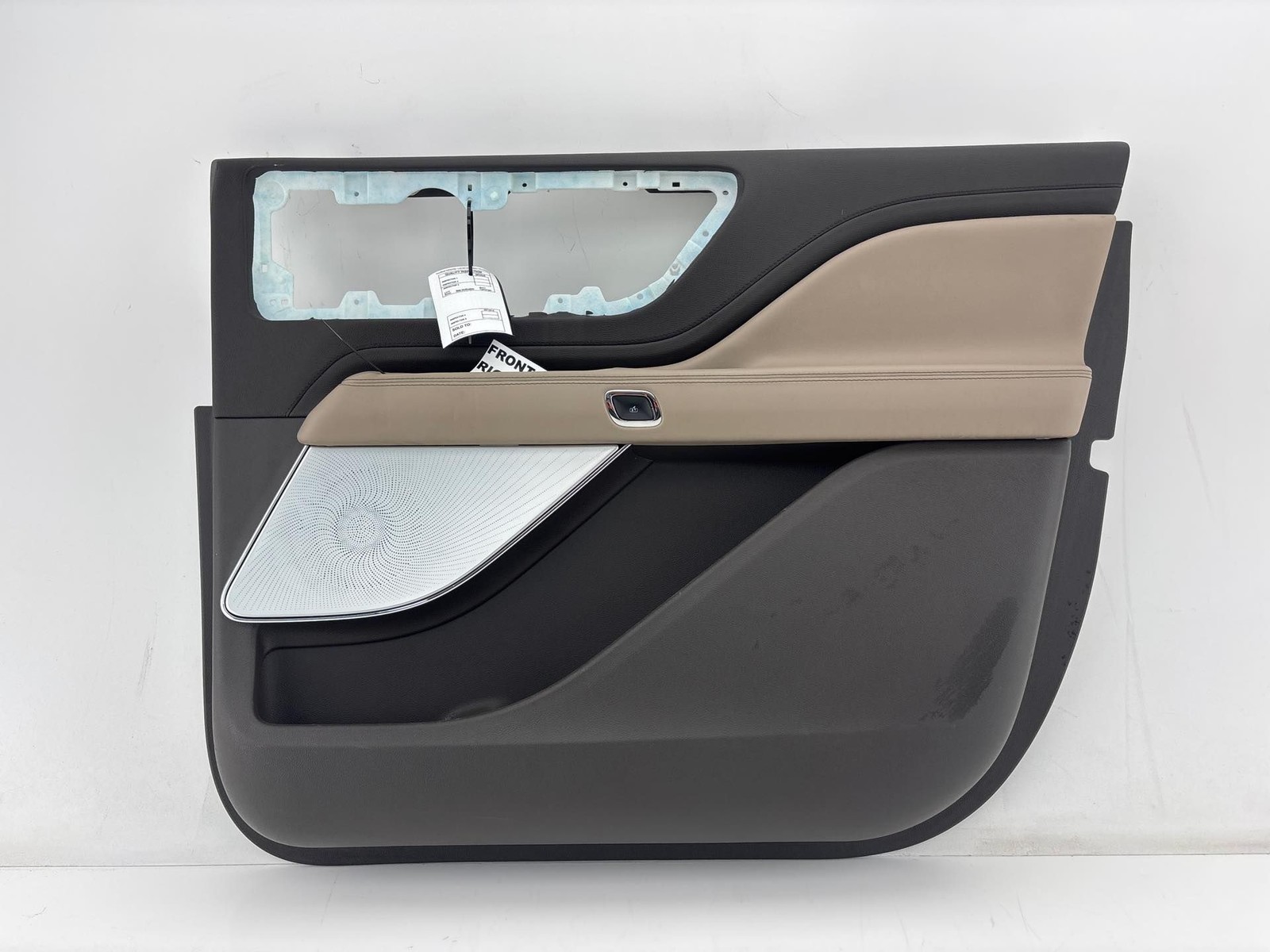 2020-2025 Lincoln Aviator Fron Right Door Trim Panel OEM