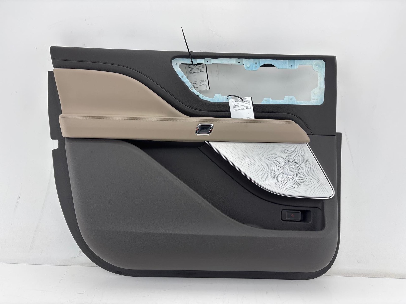 2020-2025 Lincoln Aviator Fron Left Door Trim Panel OEM