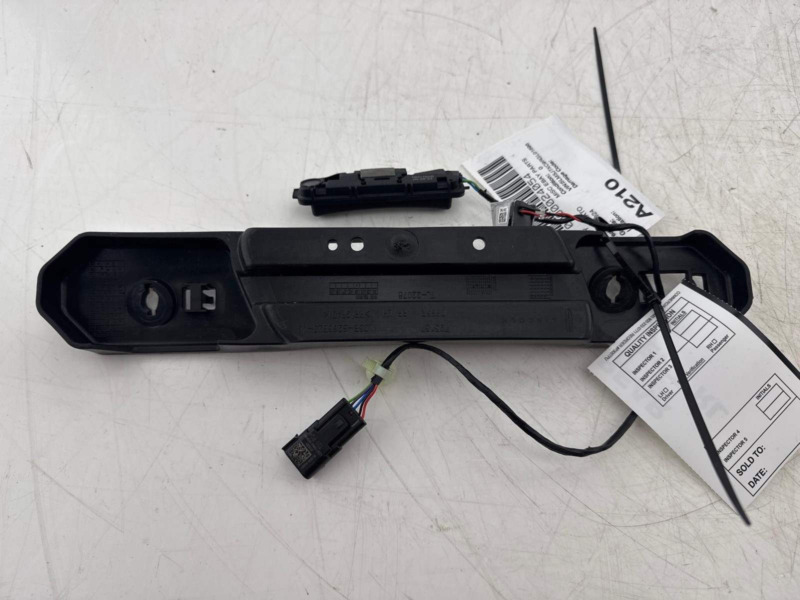 2020-2025 Lincoln Aviator Rear Left Exterior Door Handle Base OEM