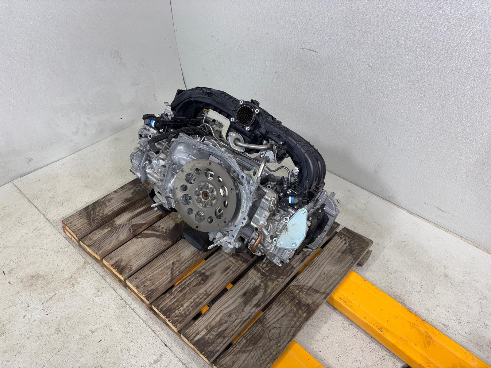 2024 Subaru XV Crosstrek 2.0L Engine Motor Assembly OEM 15K Miles
