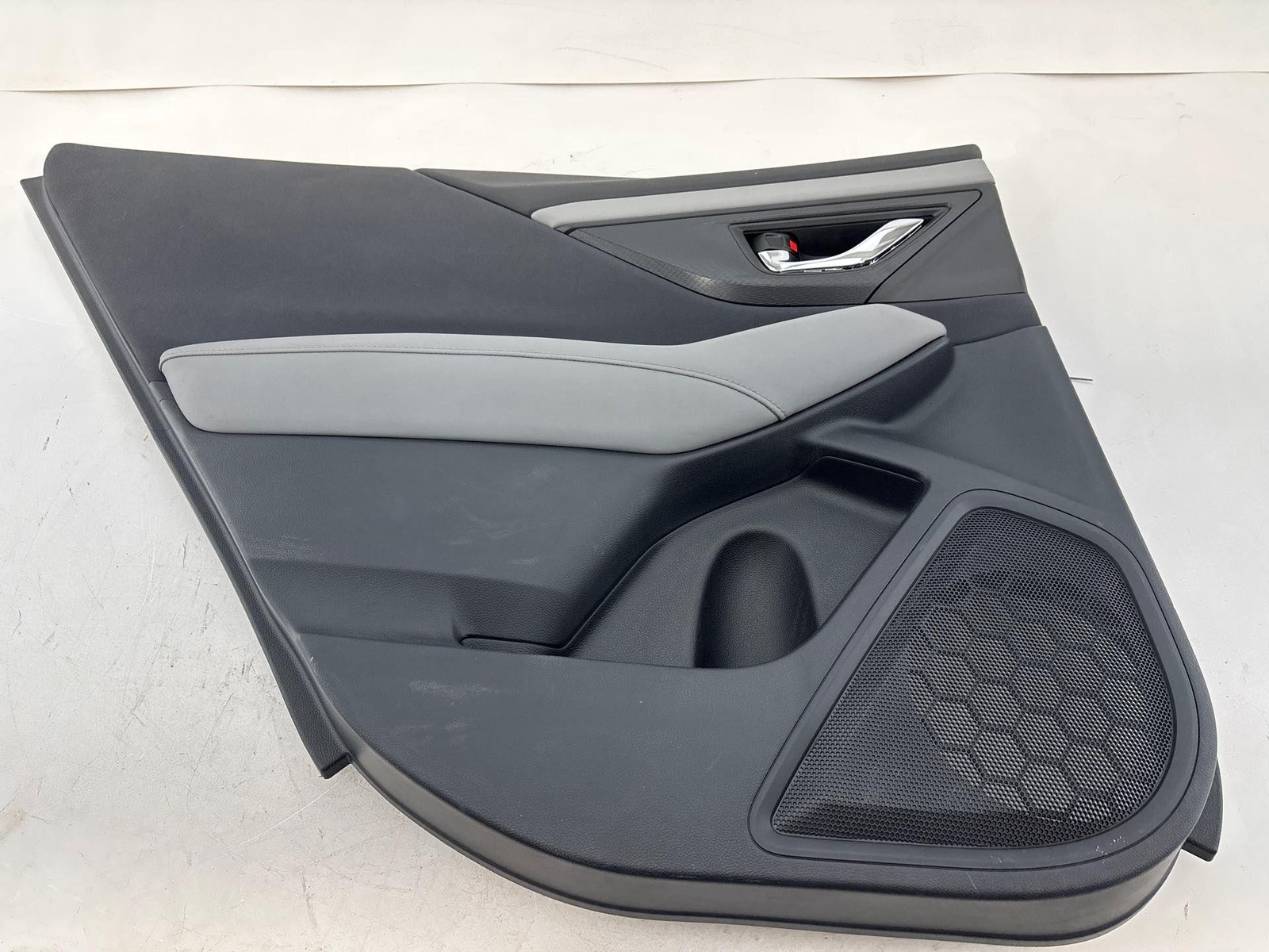 2020-2024 Subaru Outback Wilderness Rear Left Side Door Interior Trim Panel Oem