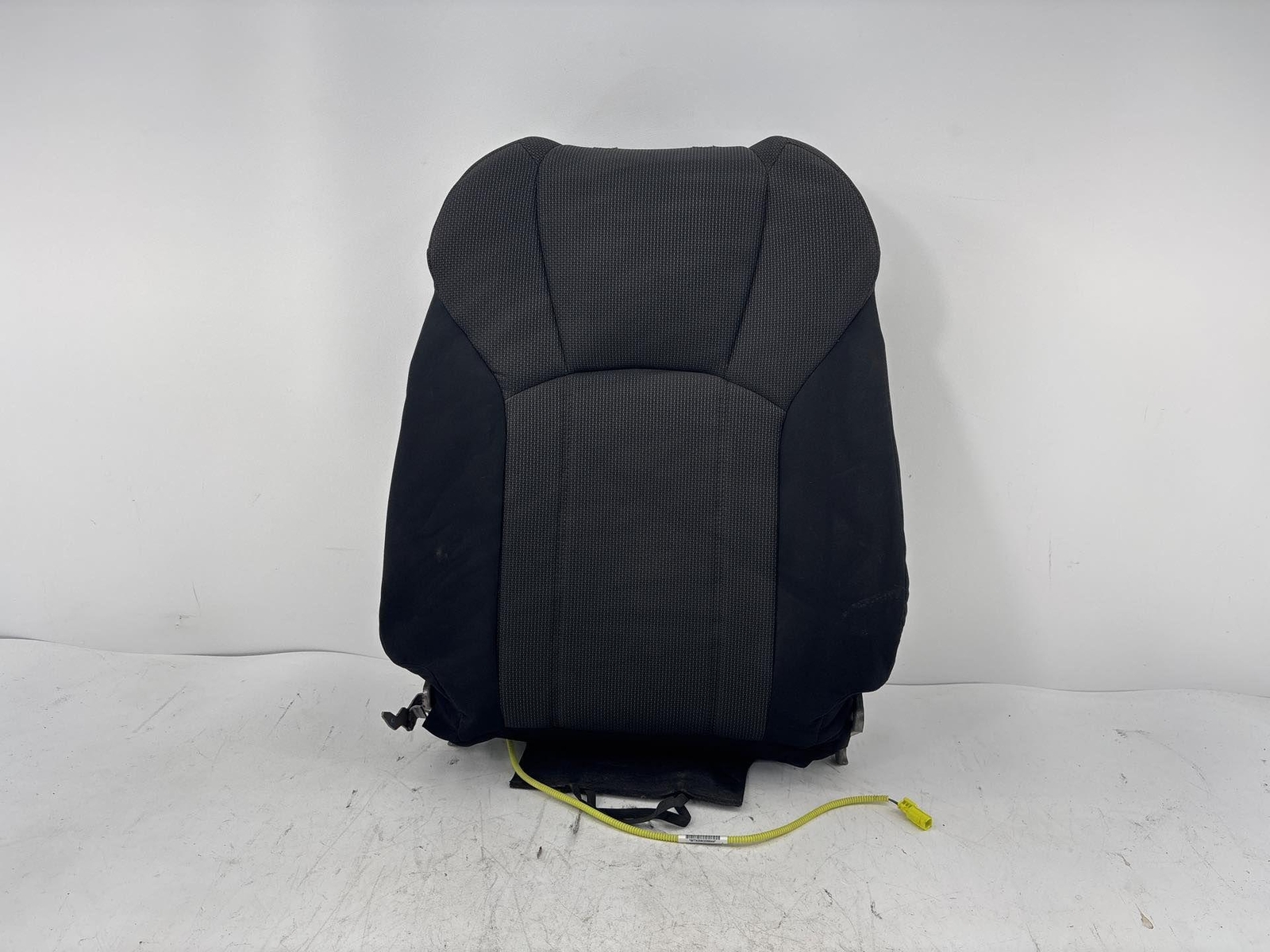 2017-2023 Subaru Impreza Front Right Upper Back Seat Cushion Oem
