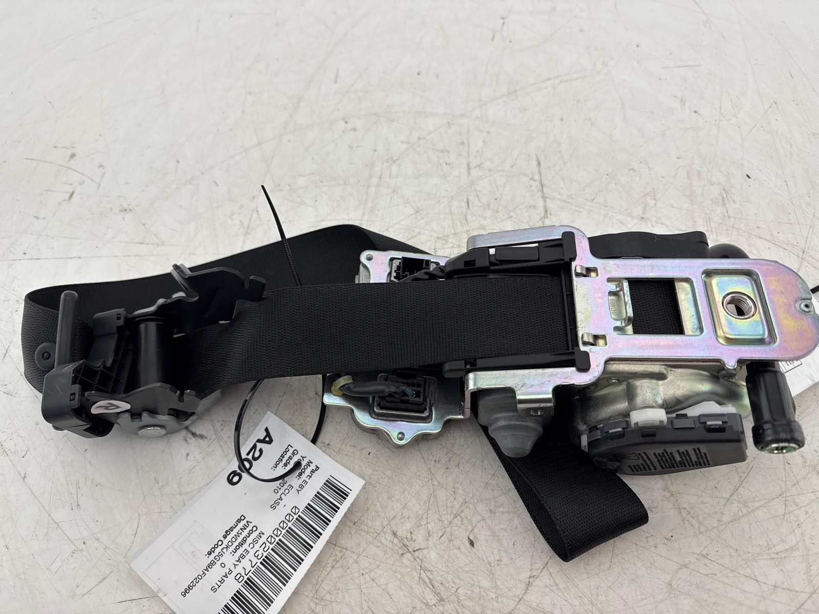 10-13 Mercedes E350 E550 W207 Front Right Passenger Seatbelt Retractor OEM