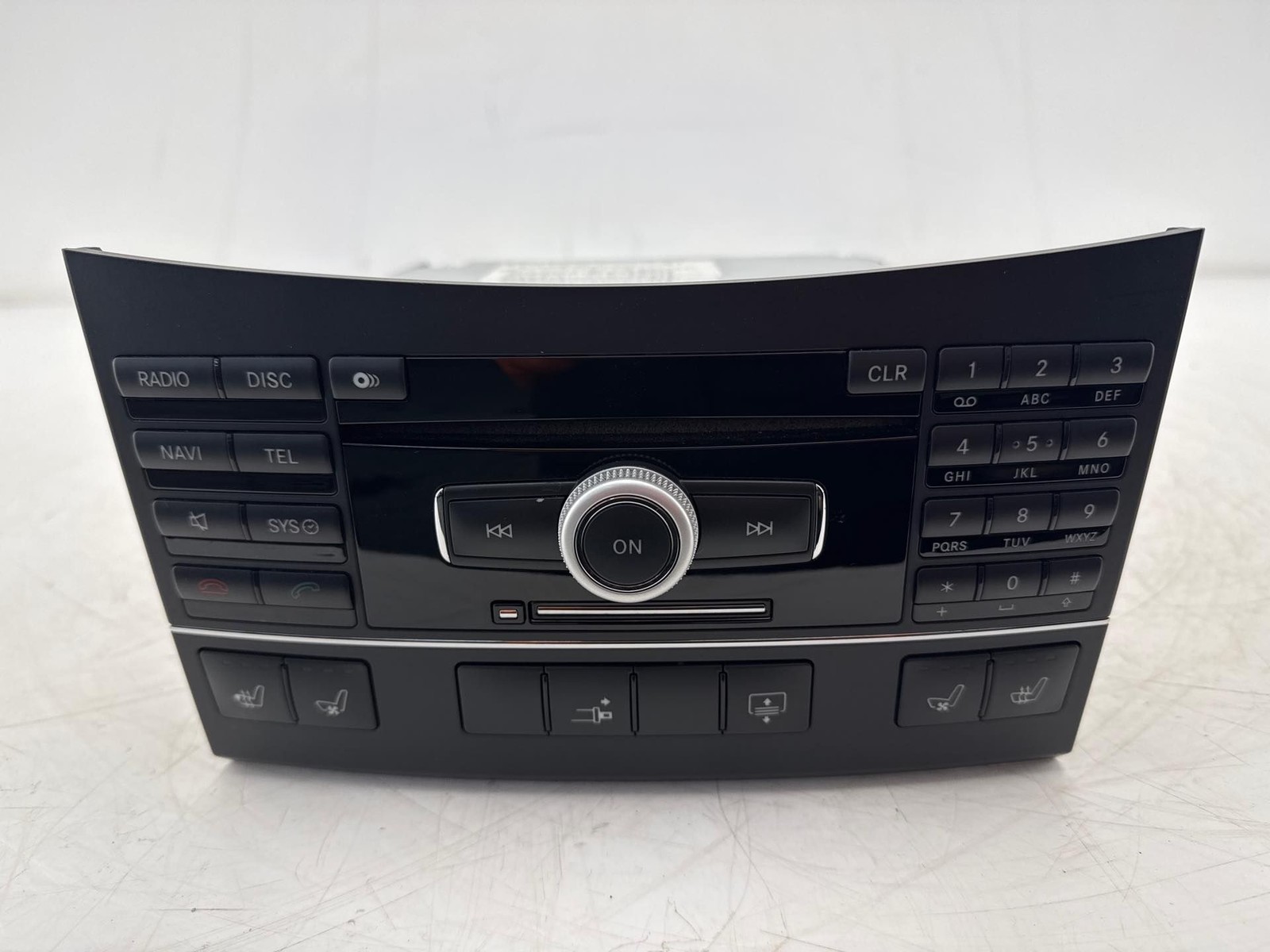 2010-2011 Mercedes W207 E350 E550 Stereo CD Changer Radio OEM