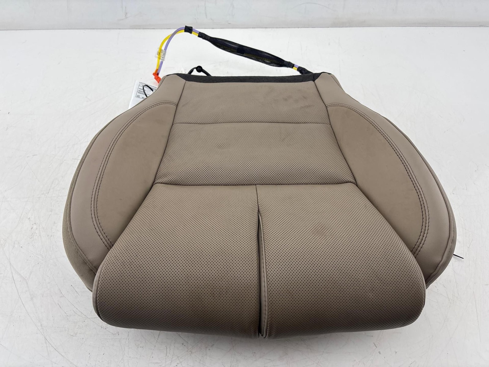 2020-2024 Lincoln Aviator Front Left Lower Seat Bottom Cushion OEM