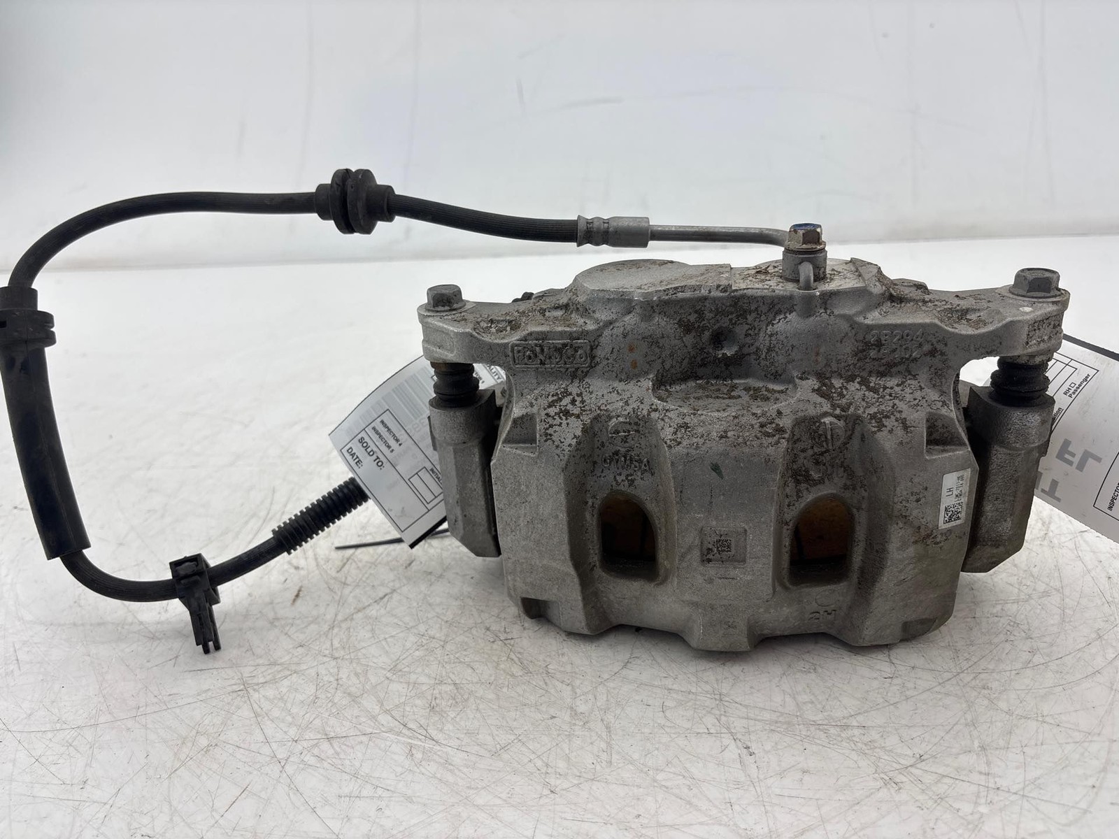 2020-2025 Lincoln Aviator AWD Front Left Brake Caliper Assembly OEM L1MC-2011-HE