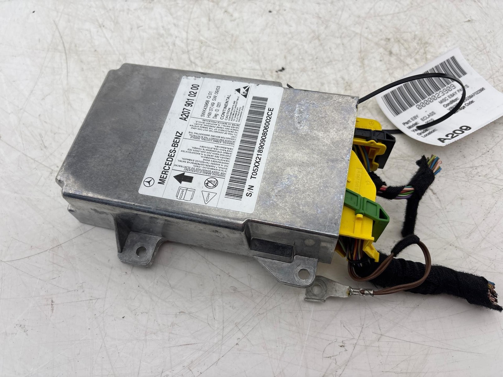10-13 Mercedes E350 E550 W207 Coupe Computer Control Module OEM A2079010200