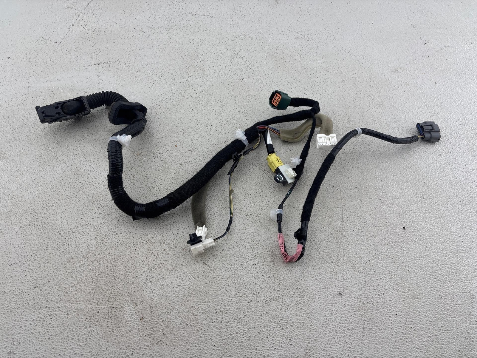 2016-2019 Nissan Sentra Front Right Door Wiring Harness Oem 24124-4Af0A