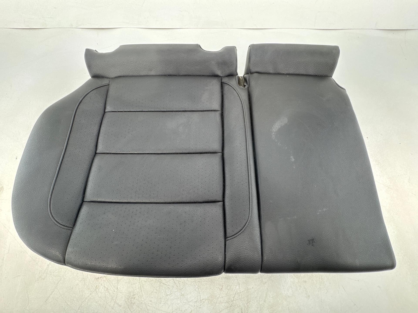 2010-2014 Volkswagen Jetta Wagon Rear Right Seat Lower Cushion