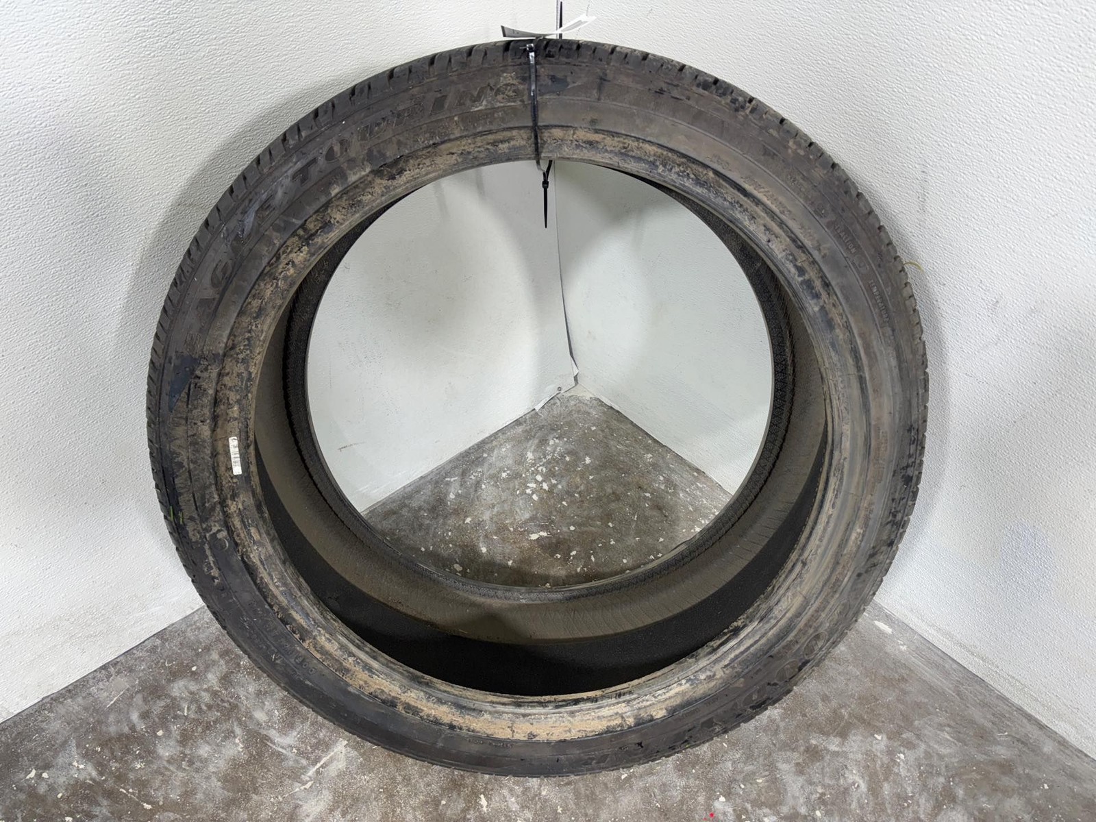 GoodYear Eagle Touring Used Tire 275/40 R22 107W M+S 7/32
