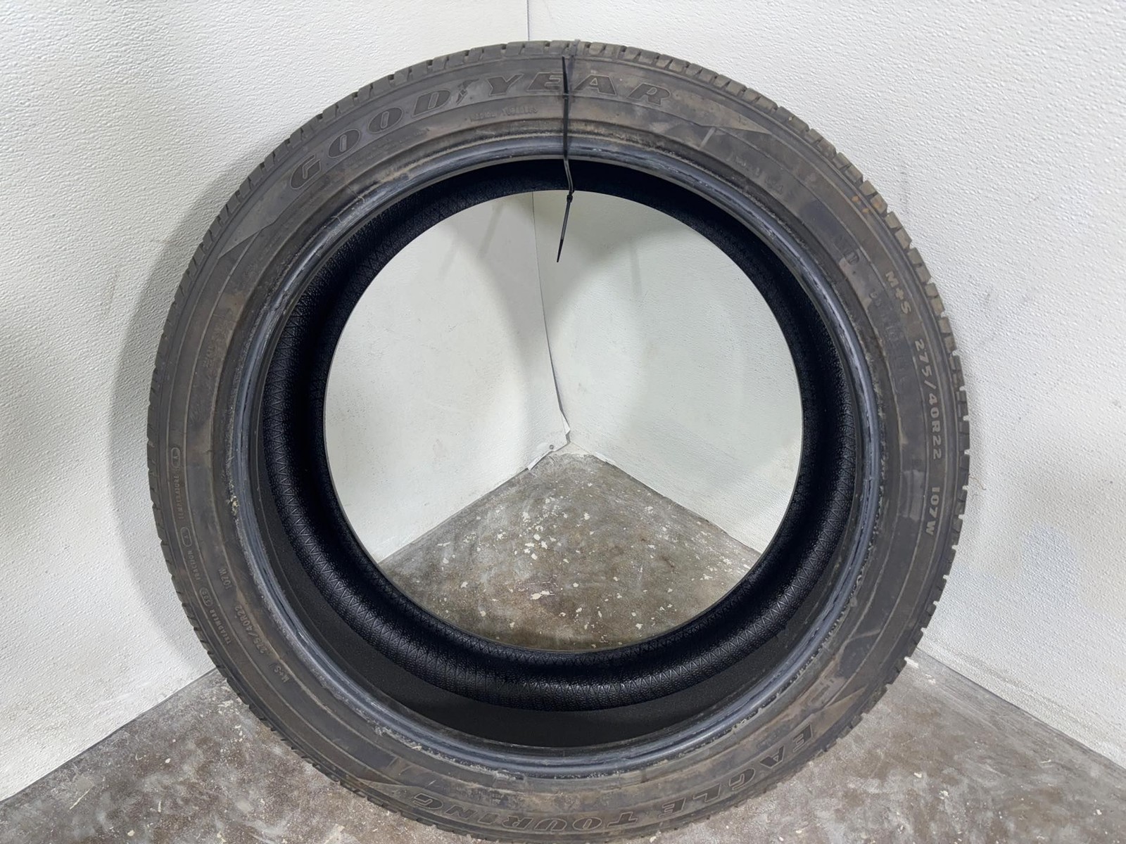 GoodYear Eagle Touring Used Tire 275/40 R22 107W M+S 6/32