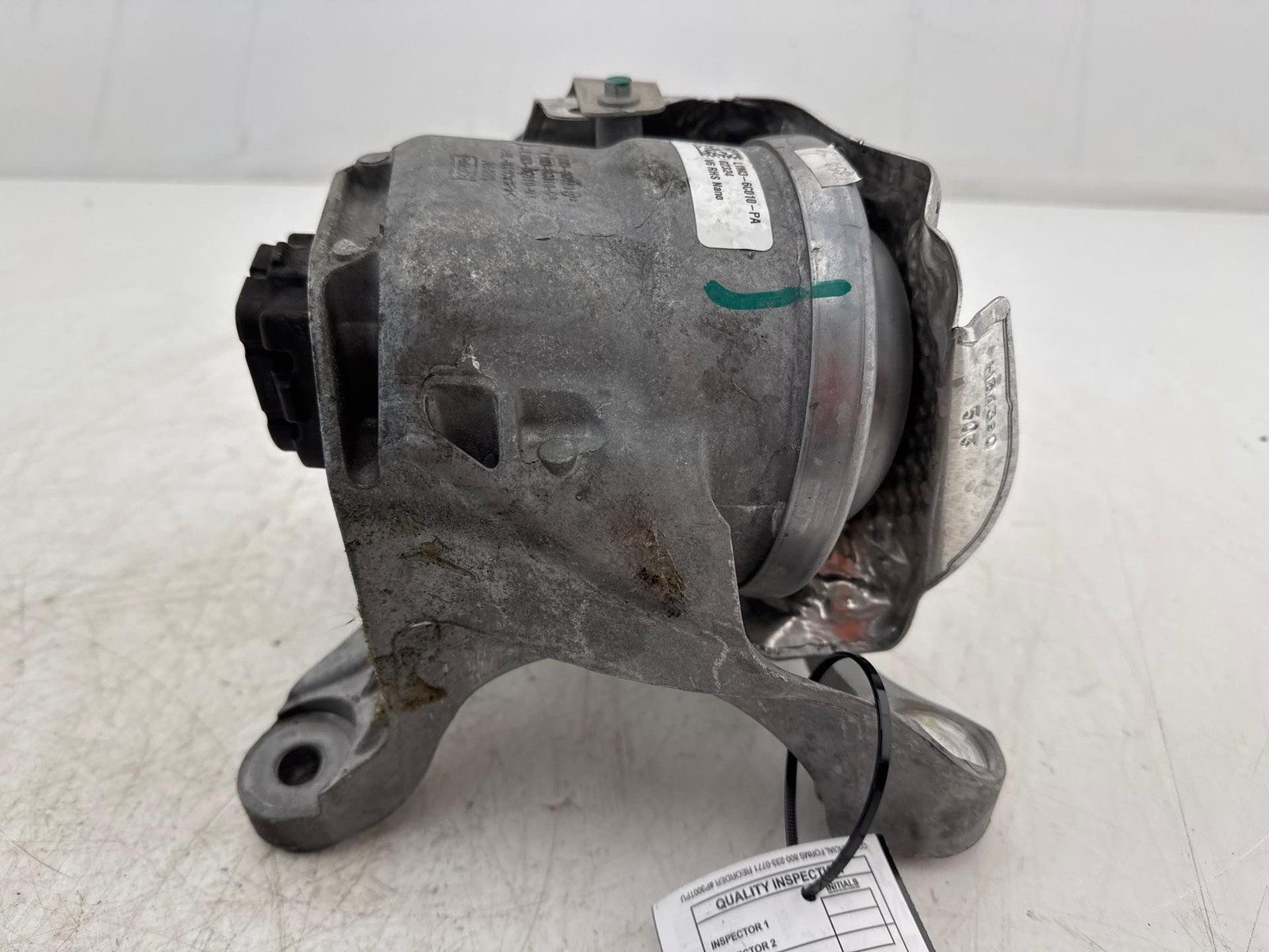 2020-2024 Lincoln Aviator AWD Engine Motor Mount Right Side OEM