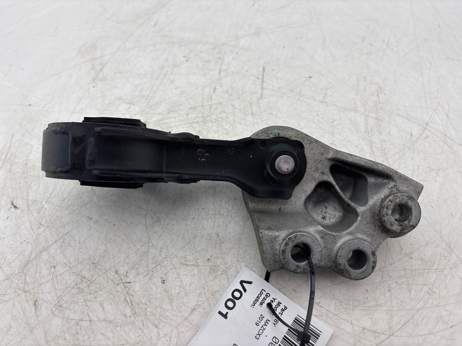 2016-2021 Mazda CX-3 Rear Engine Mount Transmission OEM