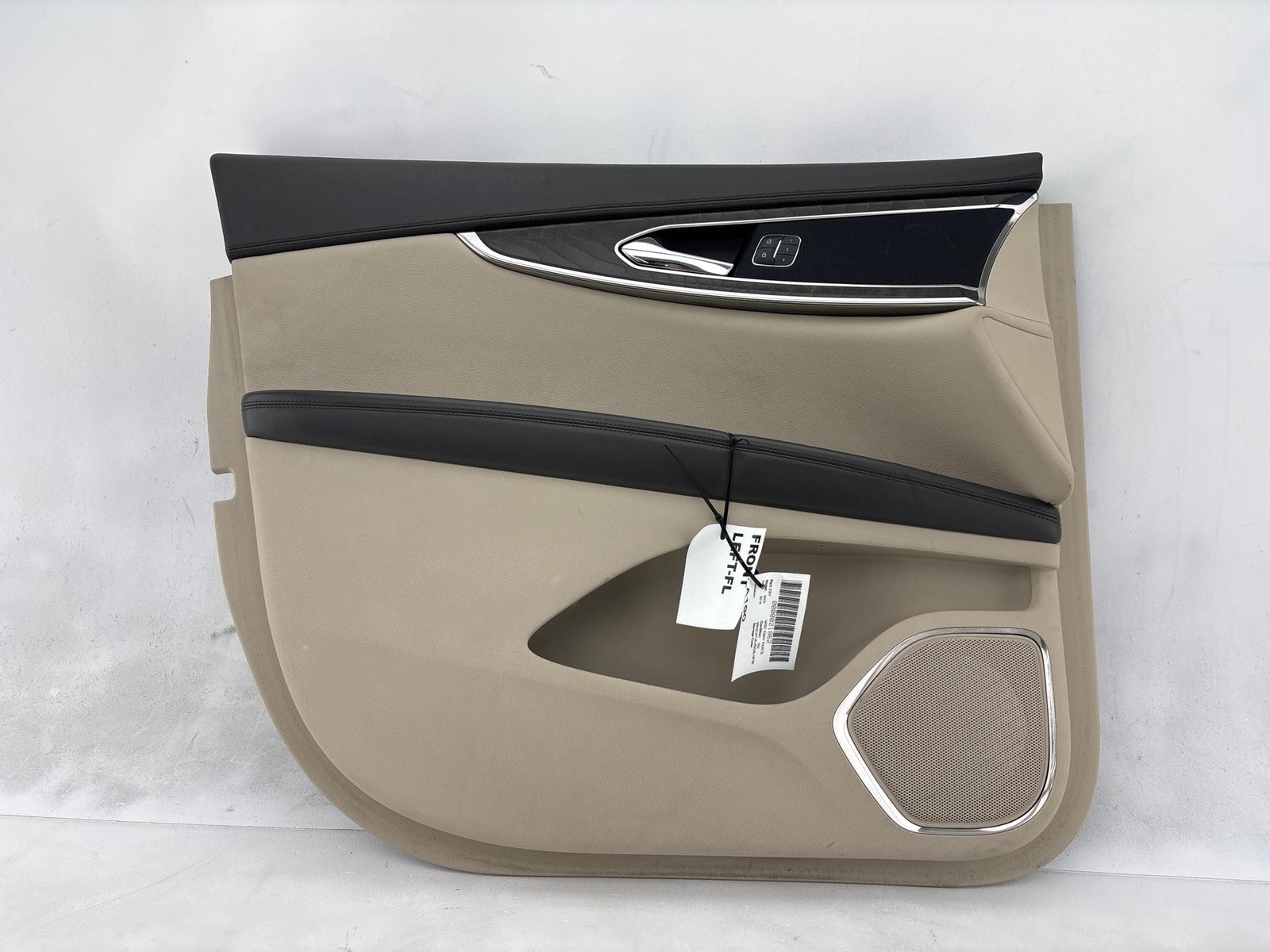 2016-2018 Lincoln MKX Front Left Door Panel Trim Cover OEM