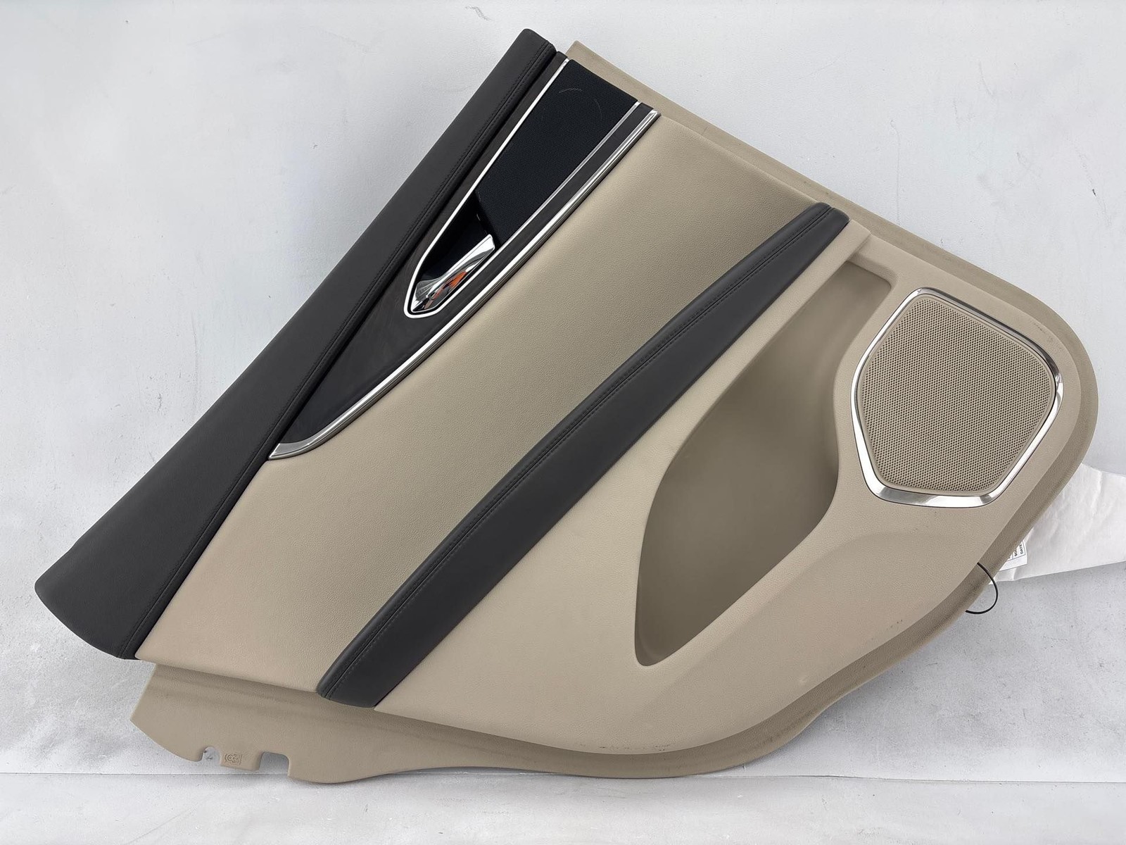 2016-2018 Lincoln MKX Rear Left Door Panel Trim Cover OEM