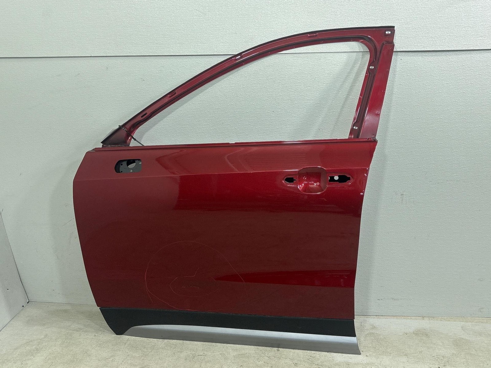 2019-2024 Cadillac Xt4 Front Left Door Shell Panel Oem