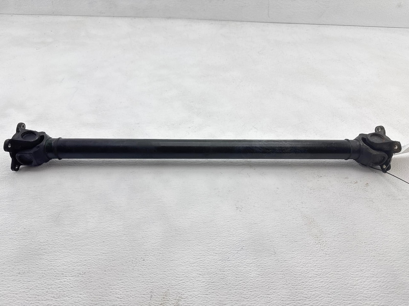 2007-2013 BMW 328 335 E90 AWD Front Drive Propeller Shaft OEM