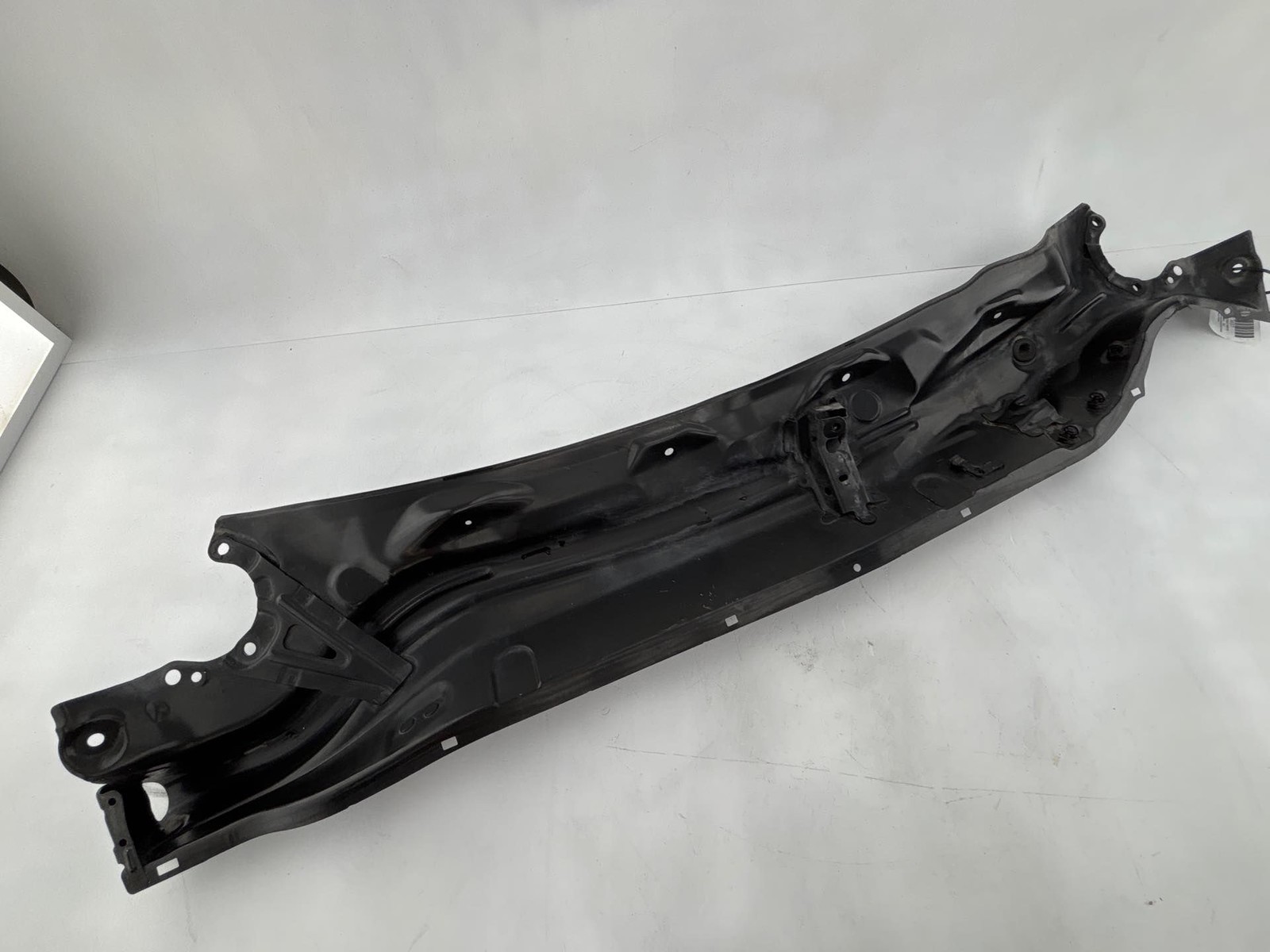 2011 - 2020 TOYOTA SIENNA WINDSHIELD WIPER COWL PLENUM REINFORCEMENT PANEL OEM