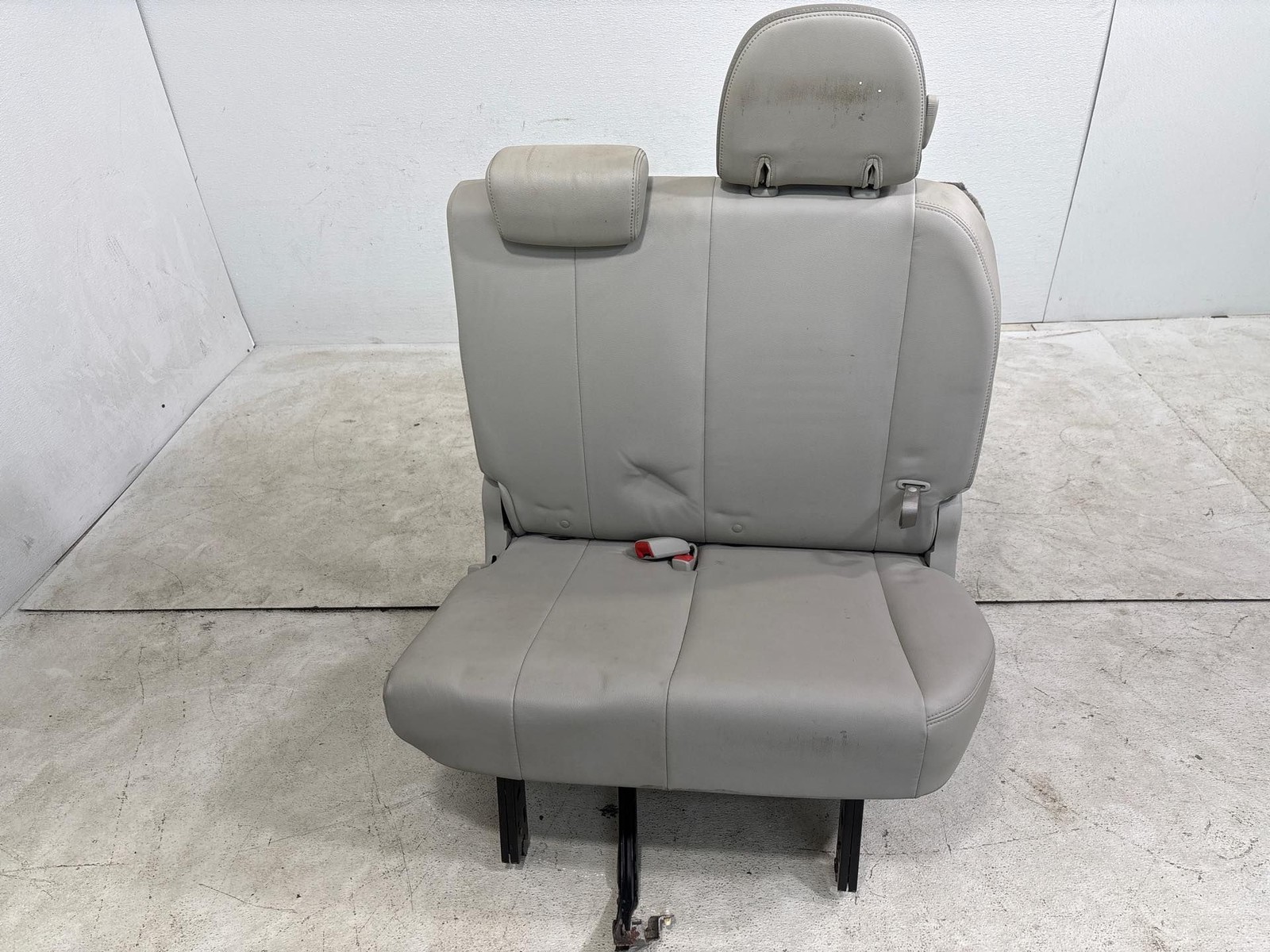 2011-2014 Sienna Passenger Right 3rd Row