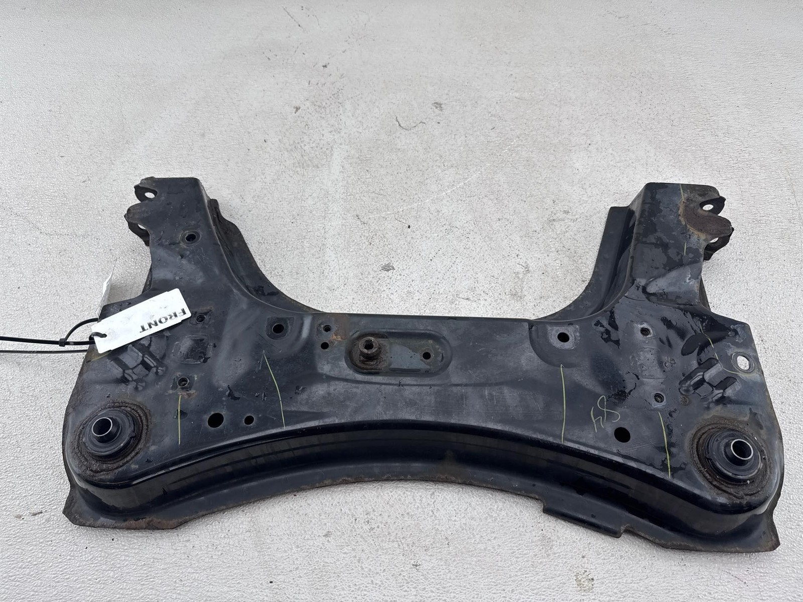 2013-2014 Nissan Sentra Front Suspension Crossmember (1.8L)