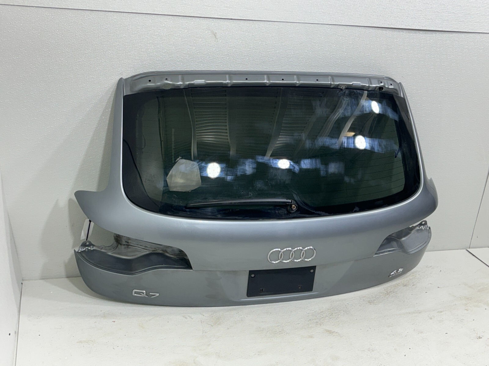 2007 - 2015 Audi Q7 Real Tailgate Quartz Gray Metallic Q4 / Y7G Oem 8E9955711C
