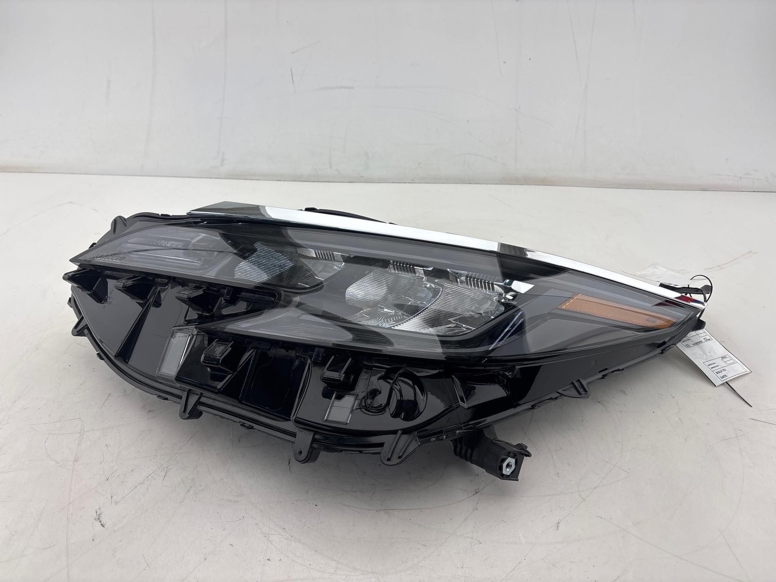 24-25 Toyota Sienna 2.5l AWD Front Left Headlight Assembly OEM