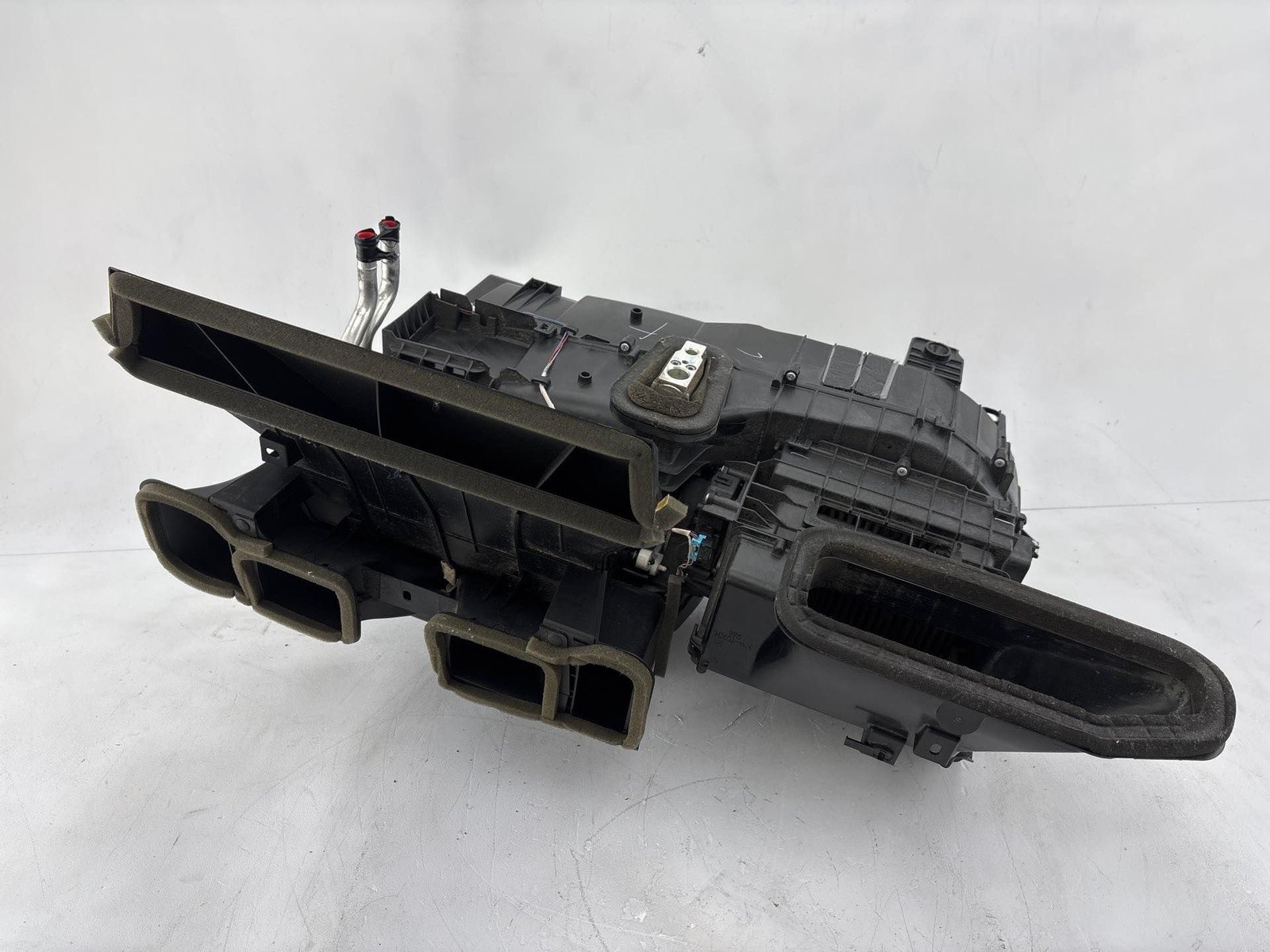 2011-2020 Toyota Sienna HVAC AC Climate Heater Blower Housing Box OEM