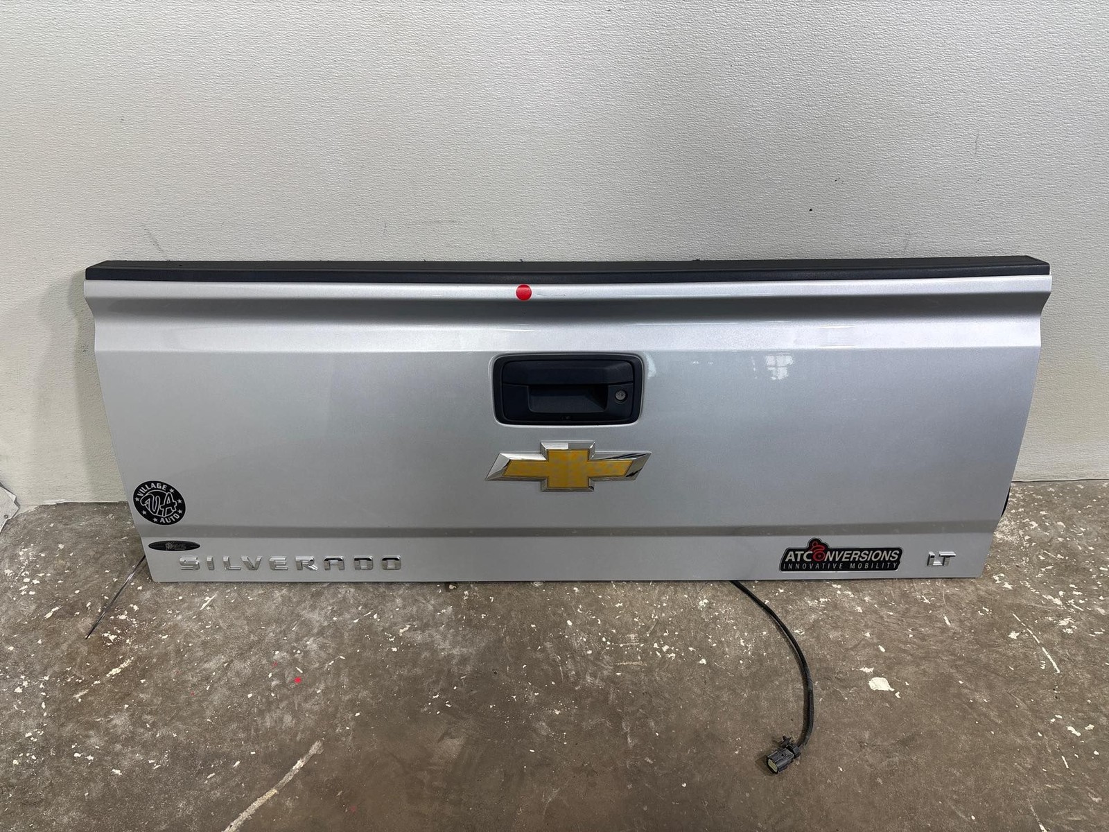 2016-2019 Chevrolet Silverado 2500 Rear Tailgate Shell OEM 84264213
