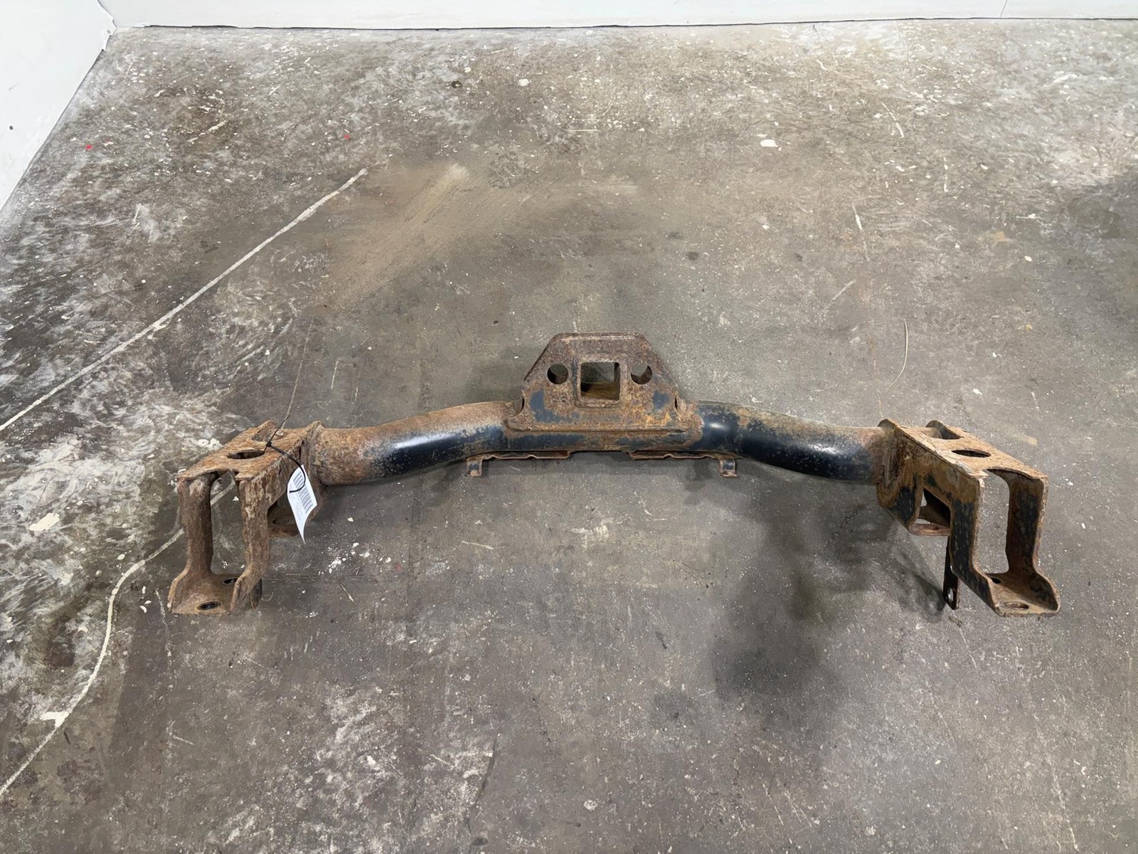 16-19 Chevrolet Silverado 2500 Rear Bumper Towing Trailer Tow Hitch Receiver OEM