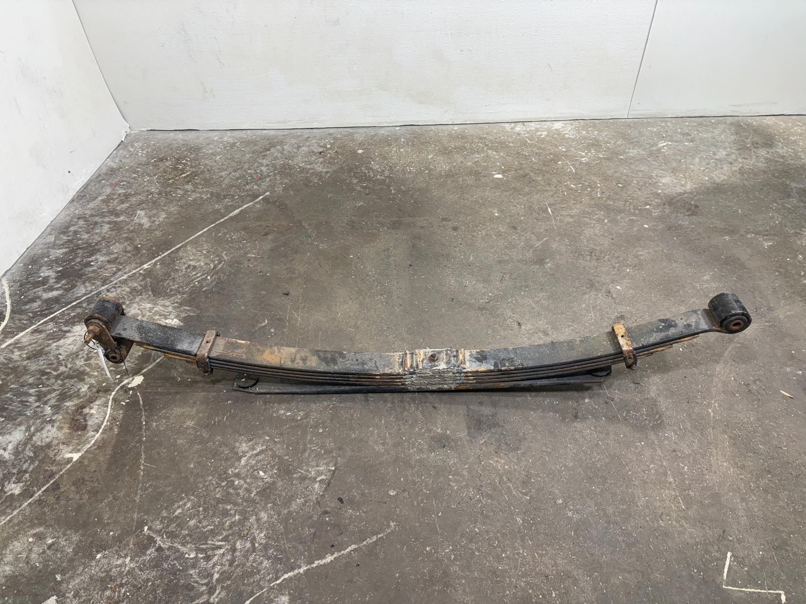 2011-2019 Chevrolet Silverado 2500 Rear Right Suspension Leaf Spring OEM