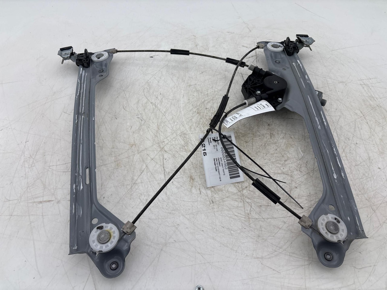 2015-2019 Chevrolet Silverado 2500 Front Right Door Window Regulator OEM
